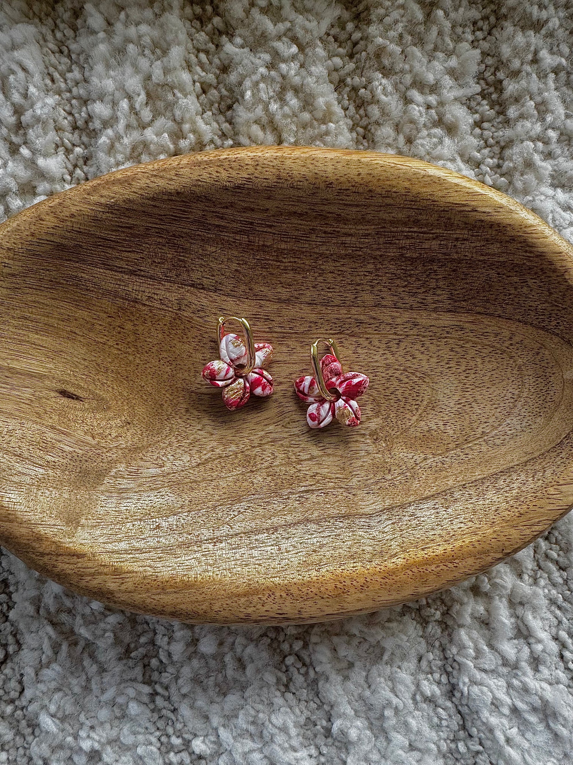 Pampilles : Rouges, Blanches et Or (sans créoles)