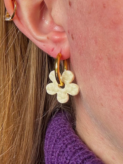 Pampilles Fleur - Vanille, Effet cuir (sans créoles)