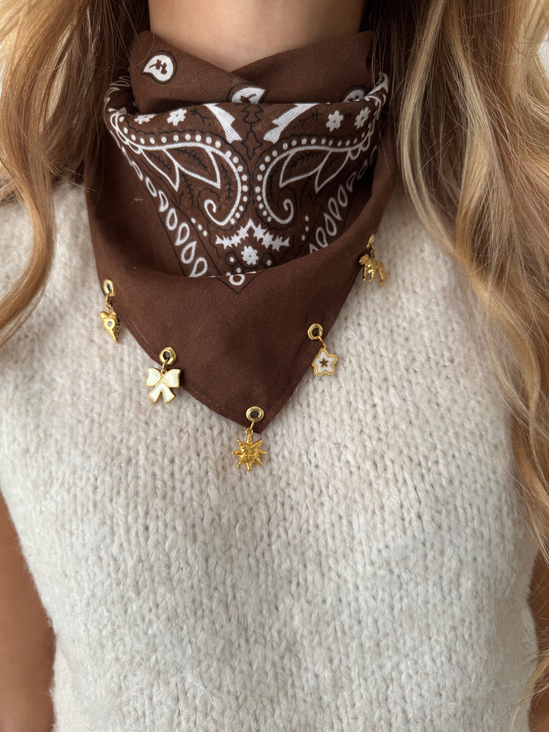 Foulard à charms ⭐️