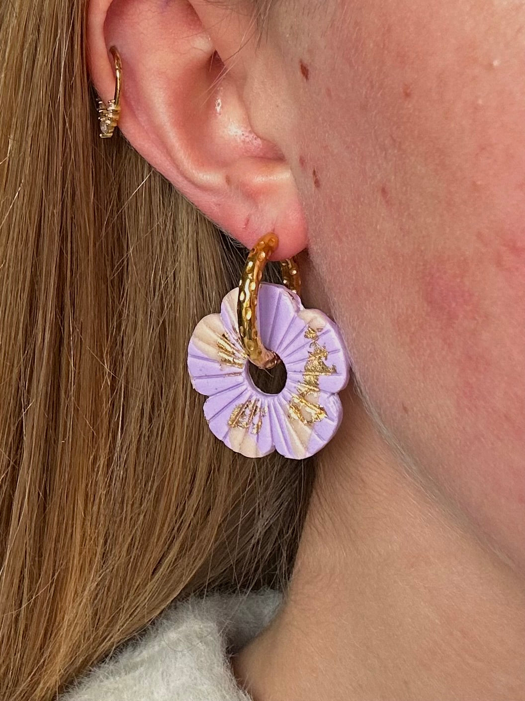 Pampilles Avelia - Violet et Or (sans créoles)